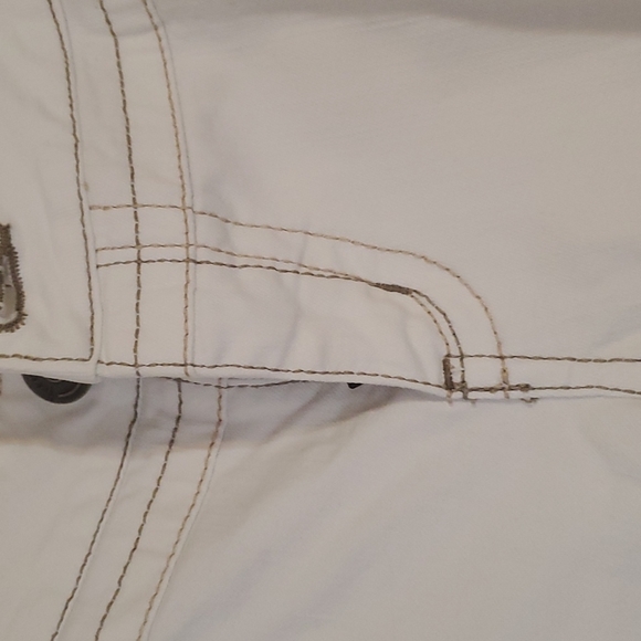 White capri jeans - Picture 3 of 7